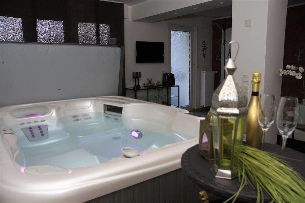 1St Floor Koeln Apartment Ngoại thất bức ảnh
